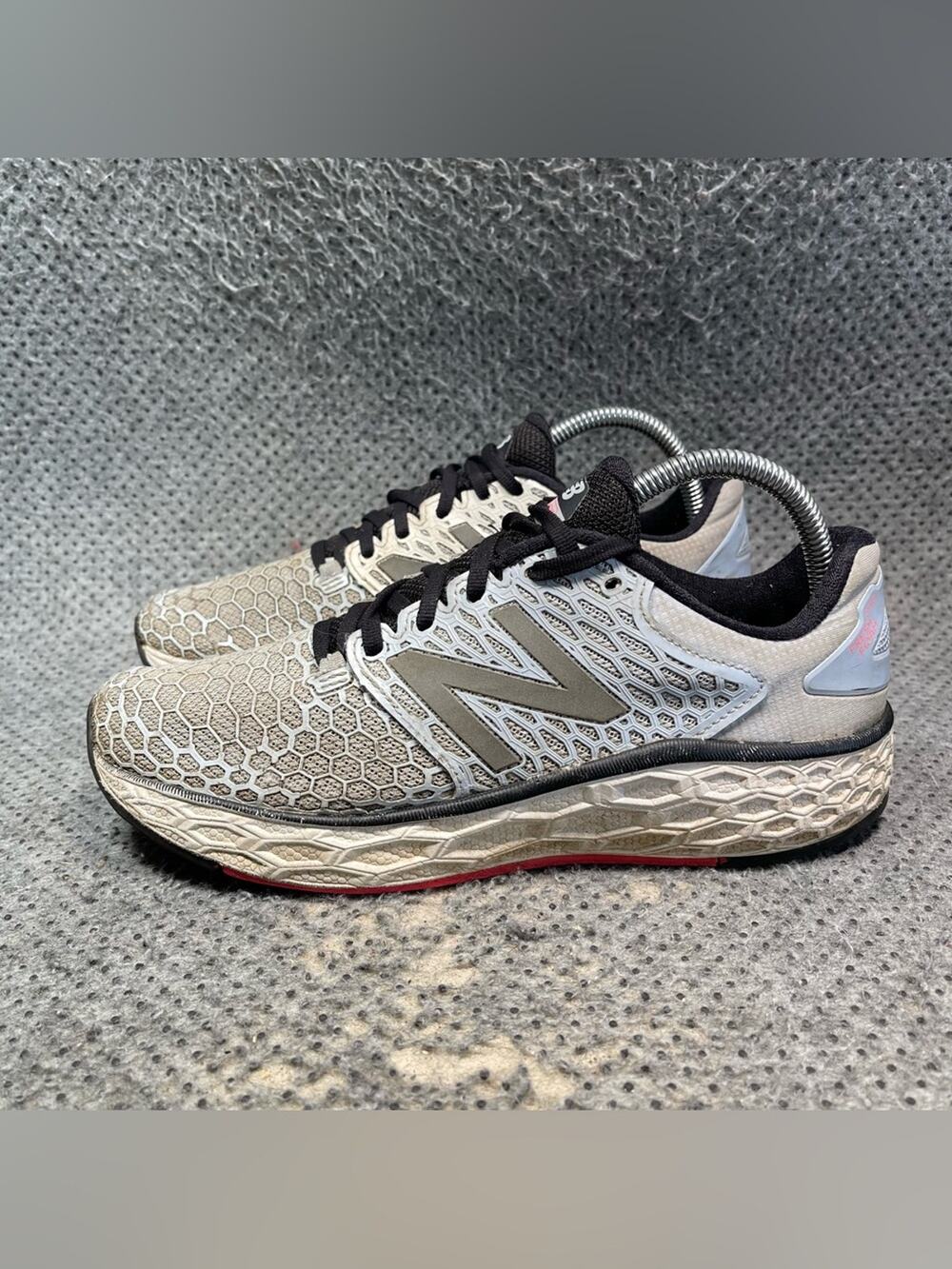 New Balance Fresh Foam Vongo Running Shoes Size 8 Women’s
